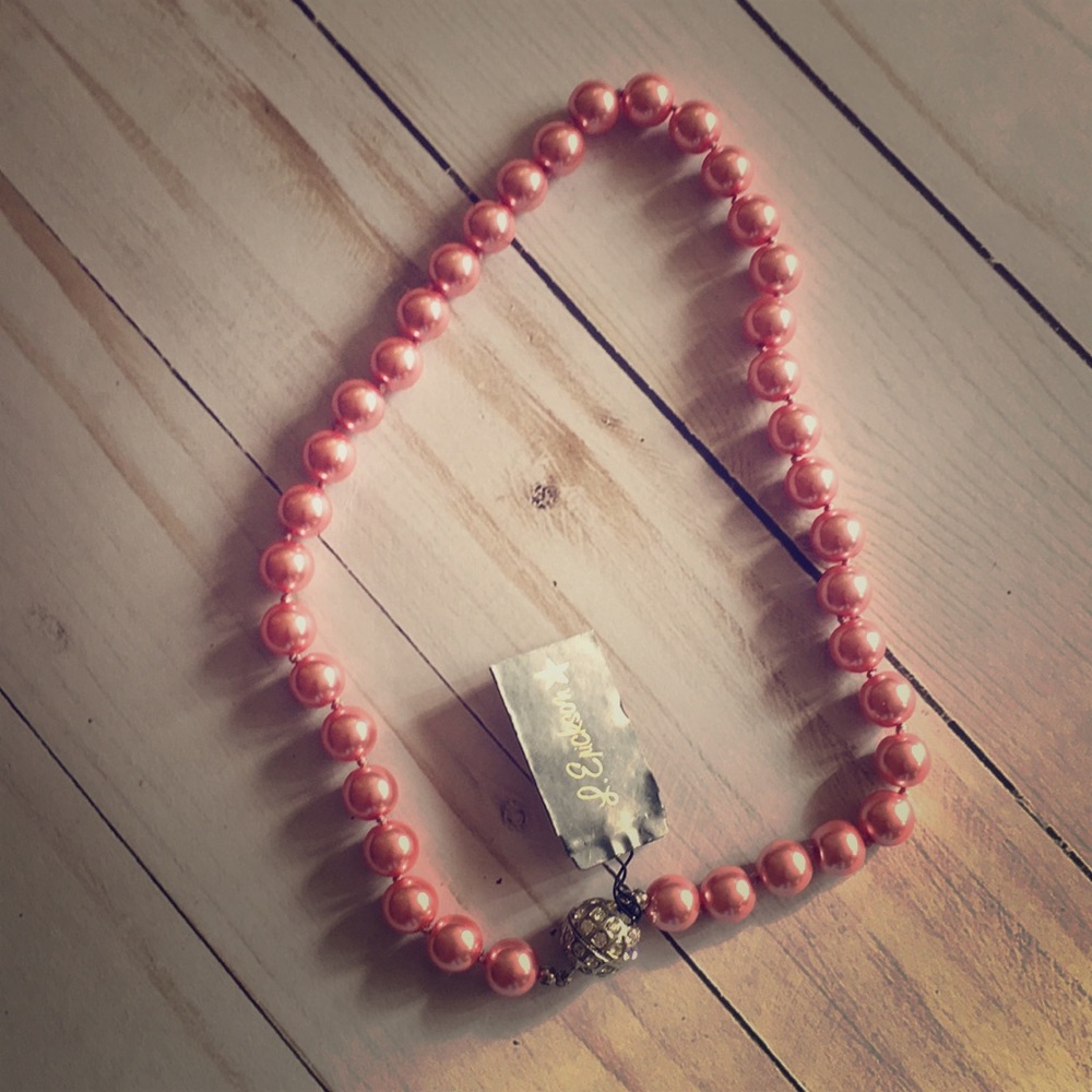 Pink faux Pearl Necklace